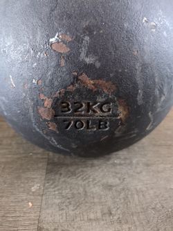 Rogue Fitness 32kg (70 lb) Kettlebell - red band