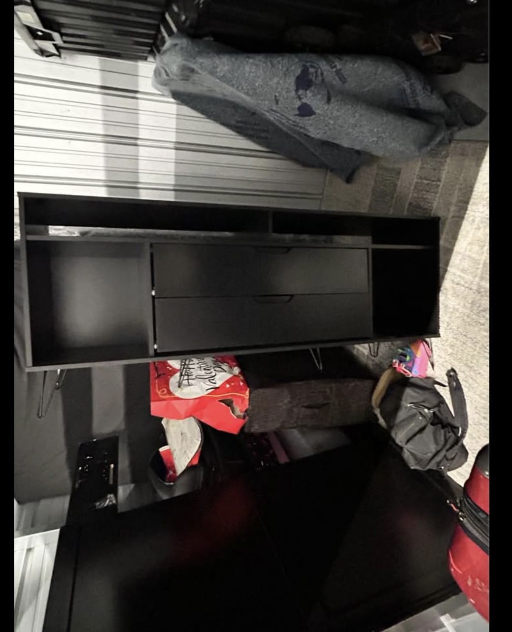 Entertainment center