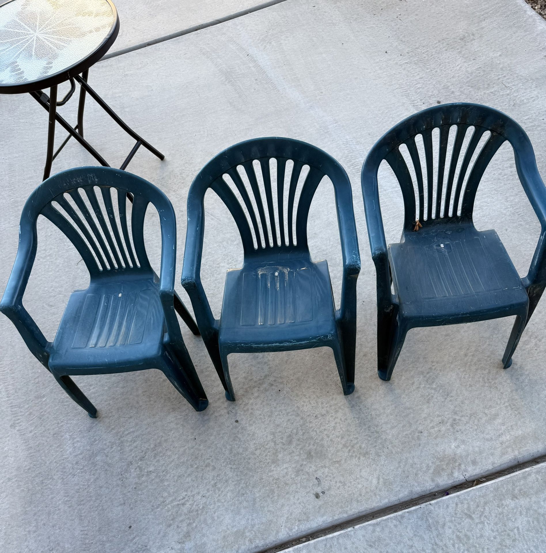 3 Kid’s Outdoor Chairs