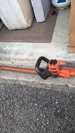 20 in black and decker pruning saw