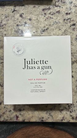 Juliette has a gun