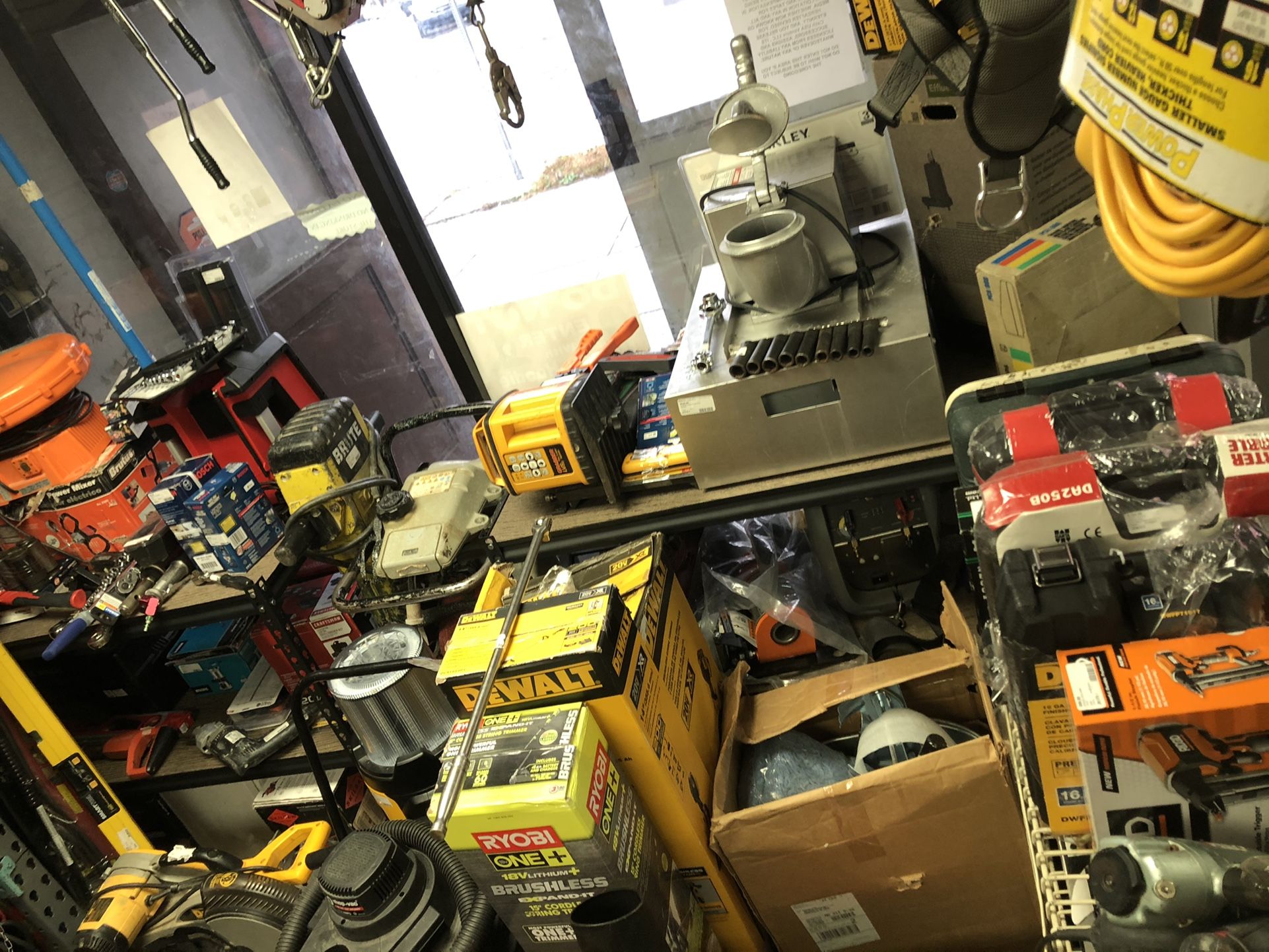 Tools-Hand/Power STARTING AT $69‼️& UP 👈🏾 TOOLS‼️TOOLS‼️MILWAUKEE / DEWALT/ MIKTA / SNAP-ON etc.