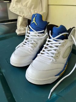 Nike Air Jordan 5 Retro Laney White Royal Blue Varsity Maize Mens 9 rep box no insoles asking $70 pick up in Norcross ga