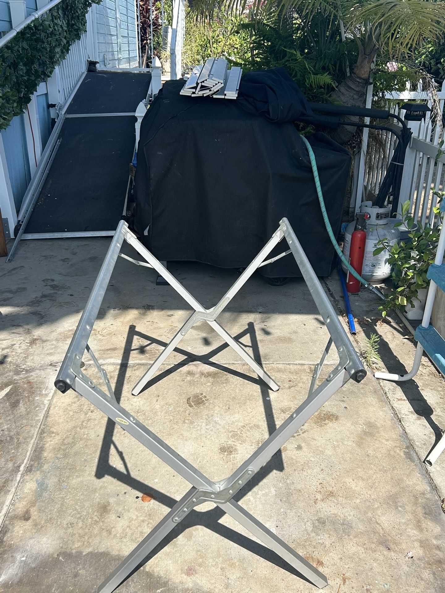 Mesa De Aluminio, Arma Avel Para Campamento
