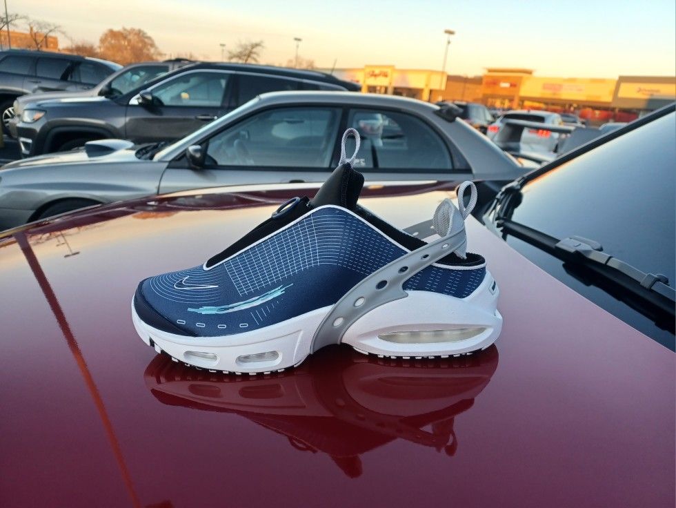 Brand New And Original Nike Air Max's Craze Midnight Sneakers Sizes Men's 9.5 Or Women's 11