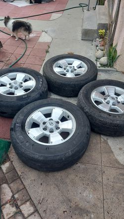 Toyota Tacoma Wheels & Tyres set