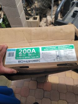Siemans 200 amp in wall 24 space panel