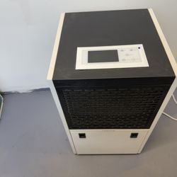 Dehumidifier 