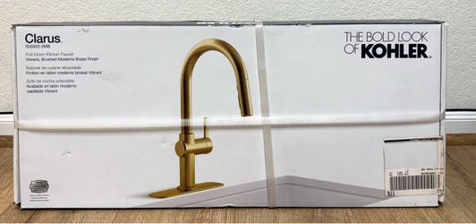 KOHLER Clarus Single Handle Scratch Resistant Pull Down Kitchen Faucet with Sprayer in Gold Vibrant