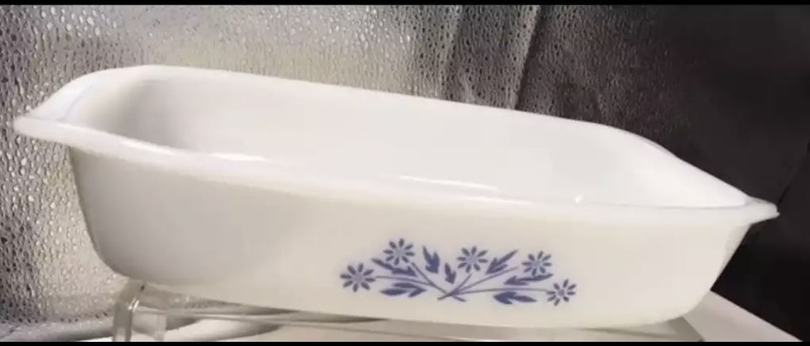 Vintage Pyrex Dish