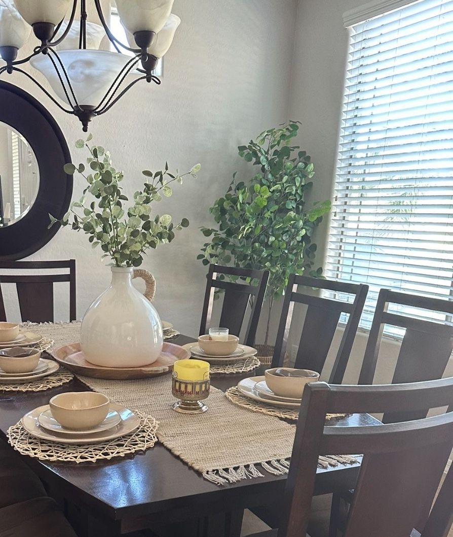 Dining Table With 5 Chair