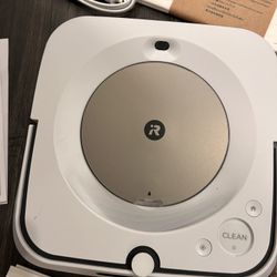 iRobot Braava Jet M6 (6110) - New