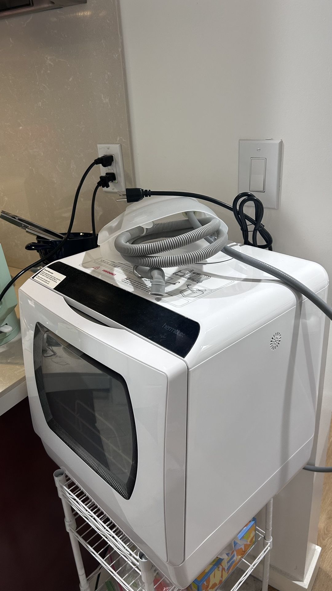 Hermitlux Countertop Dishwasher, 5 Washing Programs