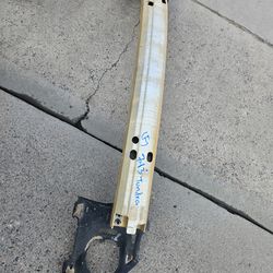 Toyota Tundra front rebar oem