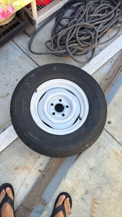 Trailer wheel and tire