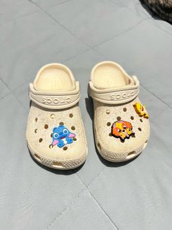 Toddler crocs