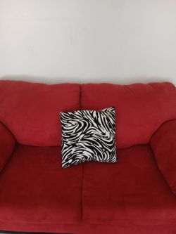 Nice red sofa set