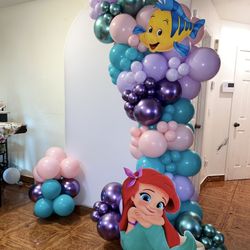 Balloon garland 