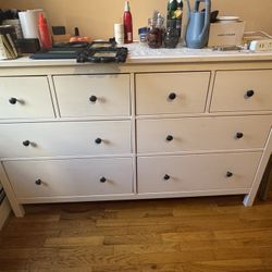 Dresser And Nightstand Set