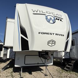 2026 Forest River Wildcat XL 40STORY