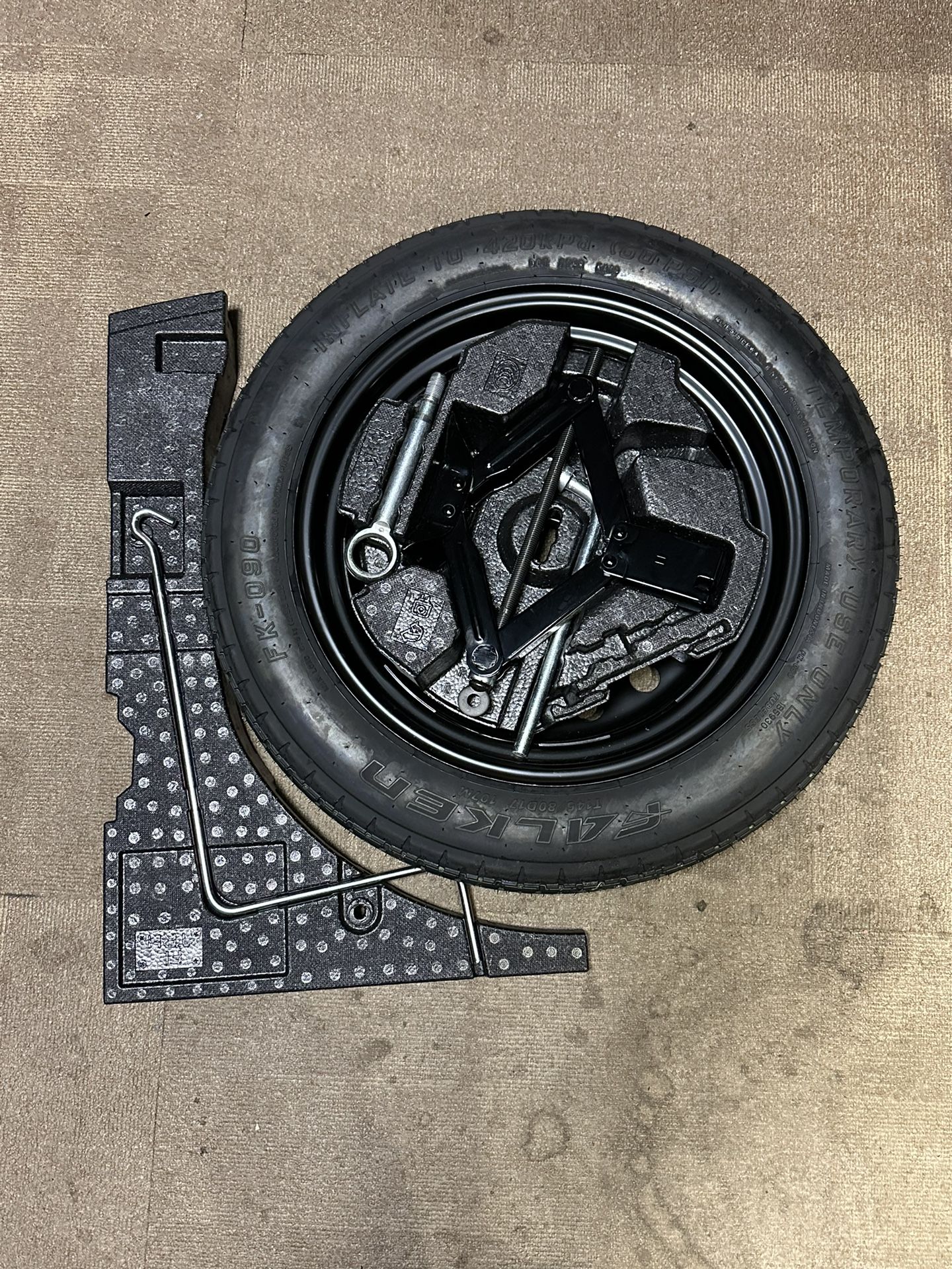 Spare Tire And Jack Kit