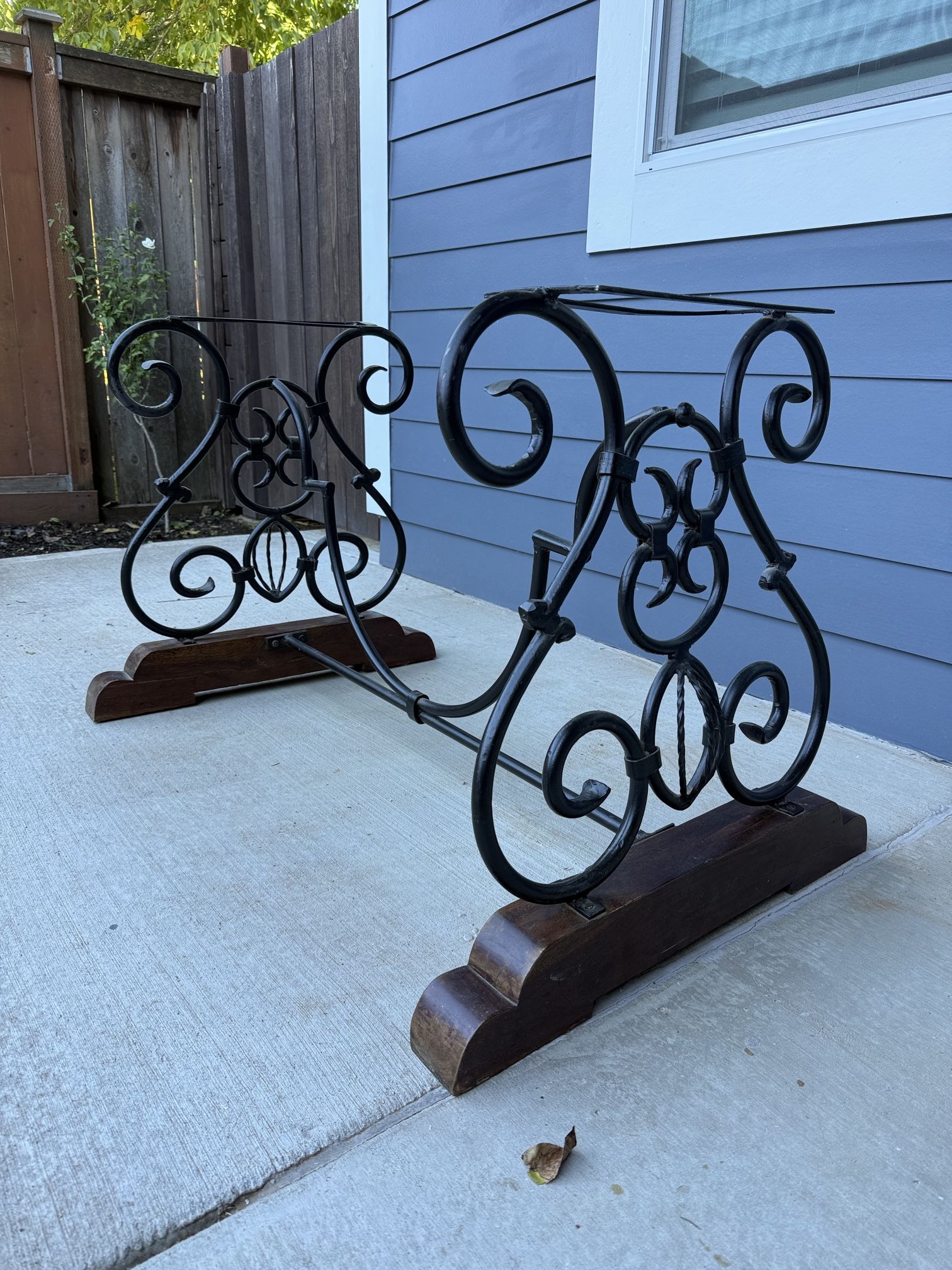 Solid Metal Table Base