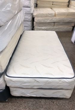 TWIN MATTRESS AND BOX