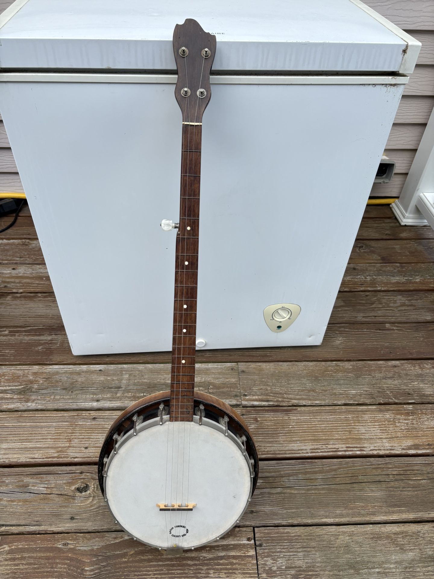 Liberty Tenor Closed Back Banjo