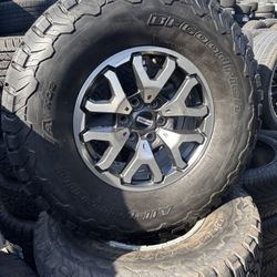 17”.  FORD   RAPTOR    6x135.    USED. WHEELS 