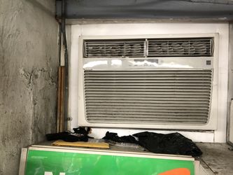Commercial window AC unit