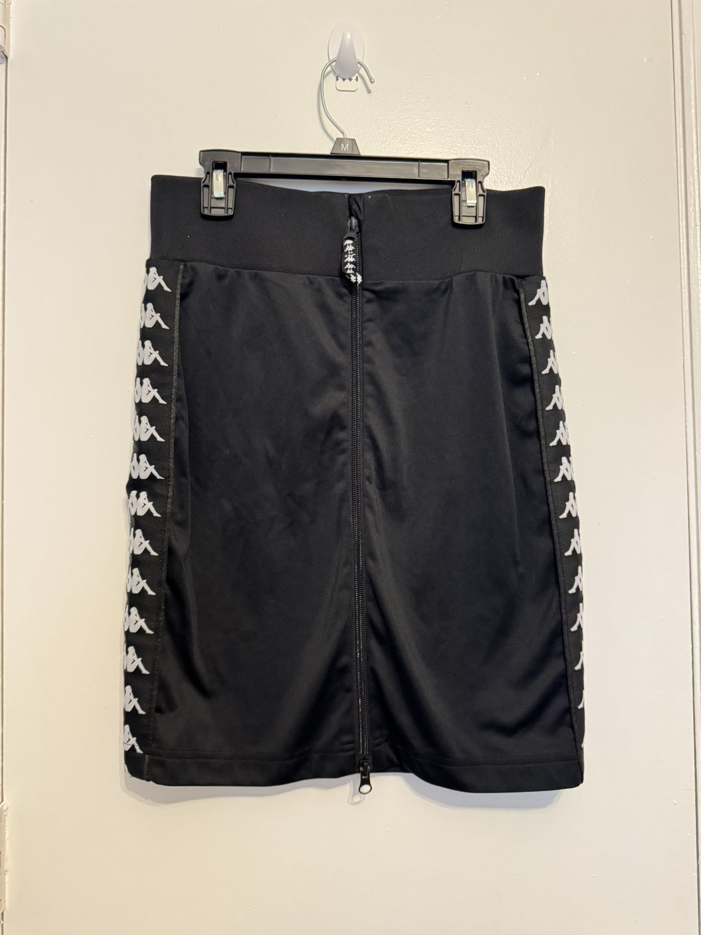 Women’s Kappa Zip Front Racer Mini Skirt Size Small Black & White