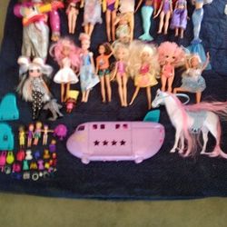 DOLL COLLECTION.  Reduced To $40.