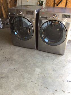 Set washer and dryer gas