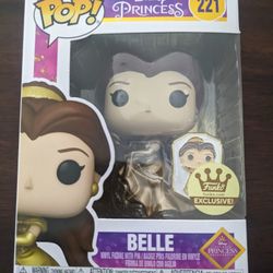 Belle (Gold Dress + Pin) Funko Exclusive