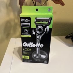 Gillette labs razor