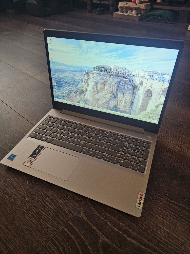 Lenovo Idealpad 3 With Touch Screen Laptop