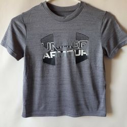 Under Armour boys gray short sleeve top size S