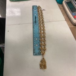 Gucci Puff Chain 