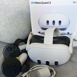 Meta Quest 3 128 GB with Carying Case