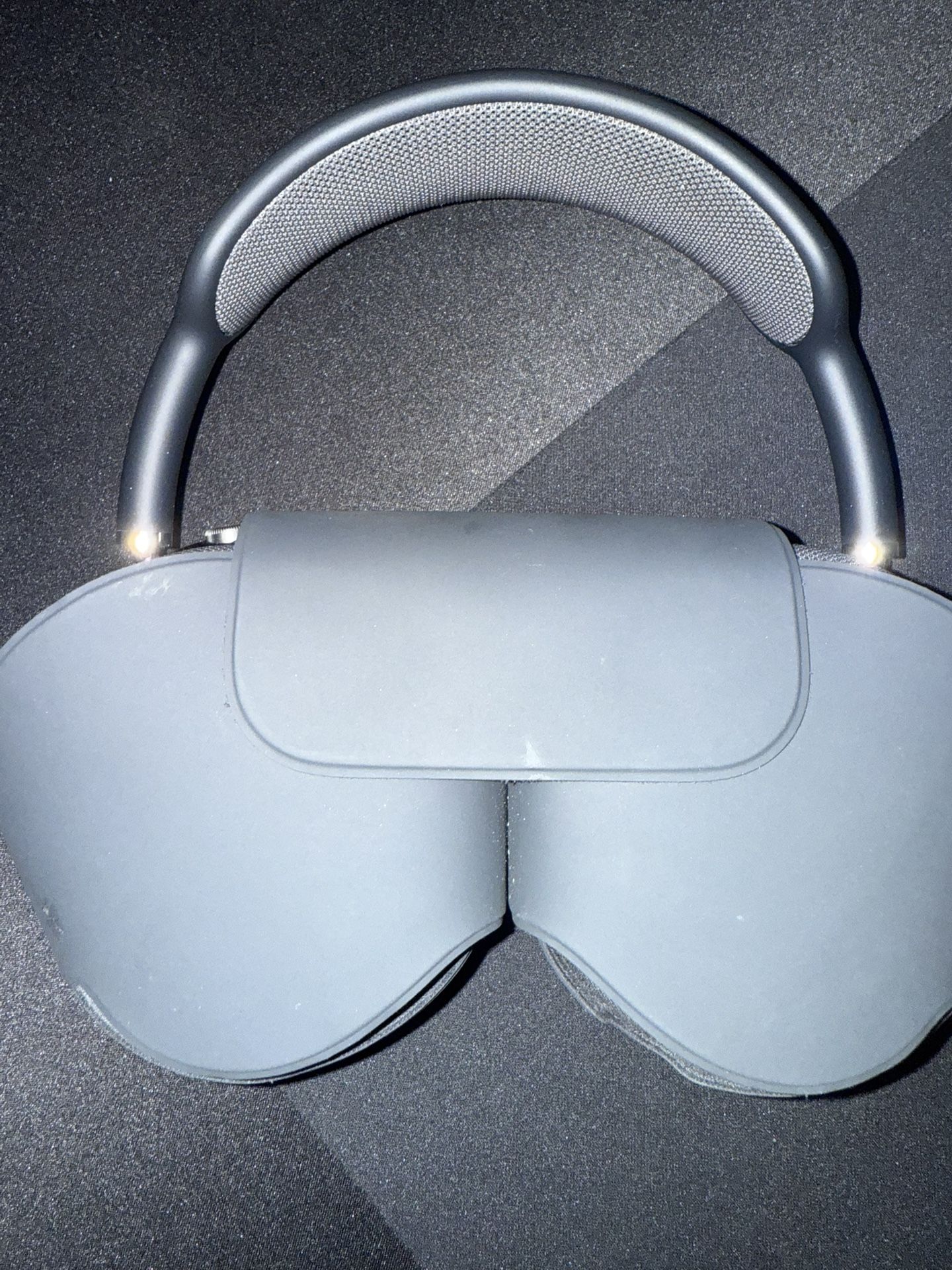 Apple Airpod Max (Never used )