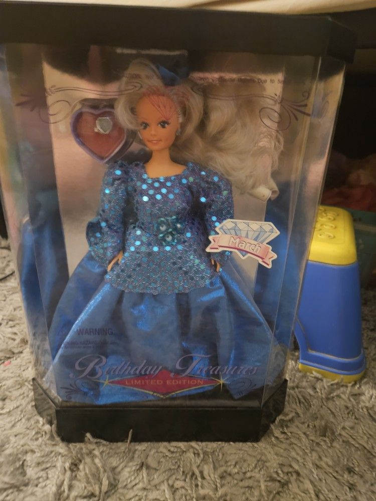 Birthday Treasures "MARCH" Limited Edition 1992 Collector BARBIE DOLL
