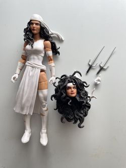 Marvel Legends Elektra