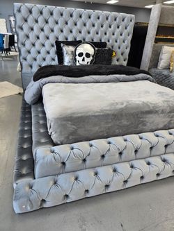 ✨️ King, Cal King, Queen Bed Frame ✨️ Furniture Sectionals, Bedrooms, Dining Avail