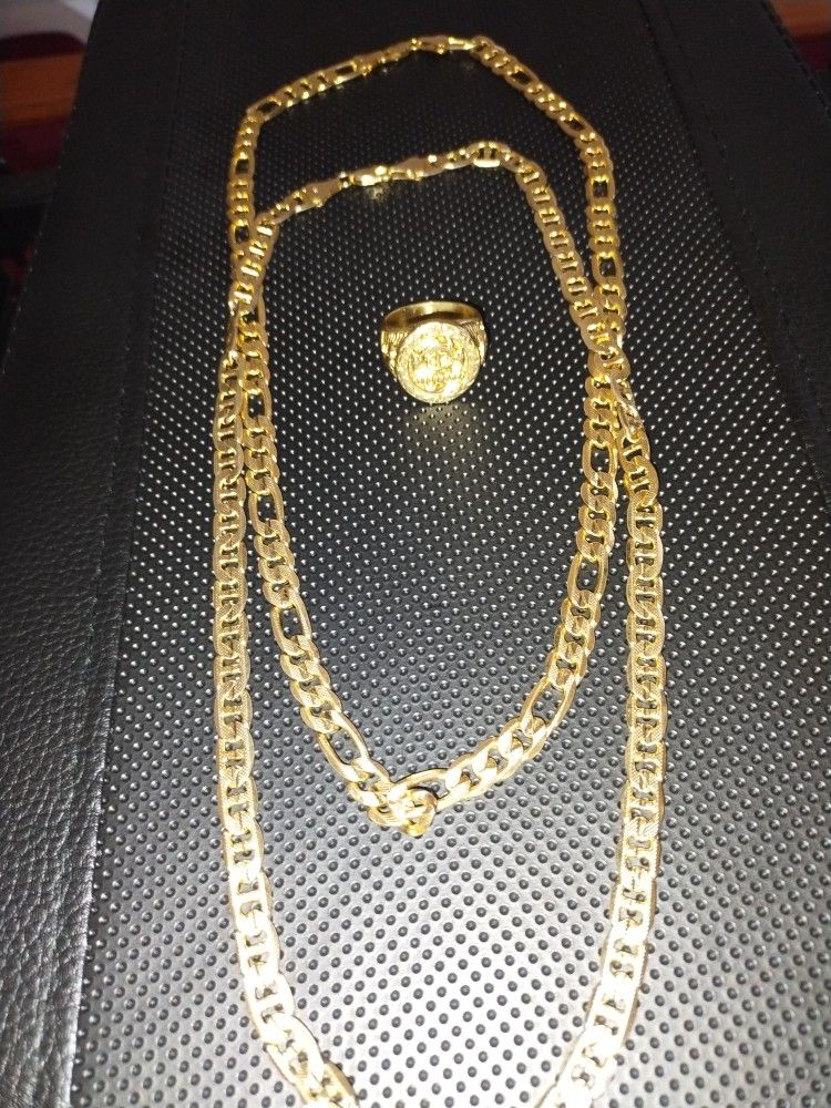 2 Gold Chains 18k And A Ring 18k