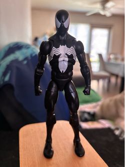 Secret Wars Spider-Man Marvel Legends