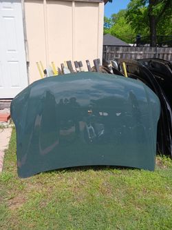 2021-2026 Chevy Tahoe O Suburban hood OEM