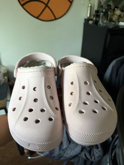 crocs classic lined fuzzy clogs pink/magenta