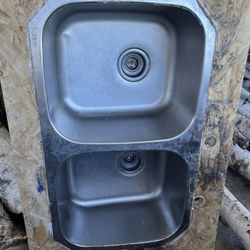 Stainless steel Double Sink With Drains
