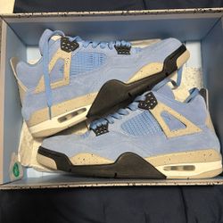 Jordan 4 University Blue 