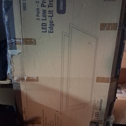 Led Low Profile edge Lit Trotter 